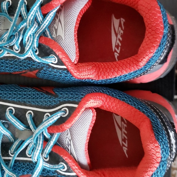 Altra Gaiter Trap Lone Peak 2.5 sz.8.5. Pre-owned Blue & Red. Zero drop - Picture 3 of 12